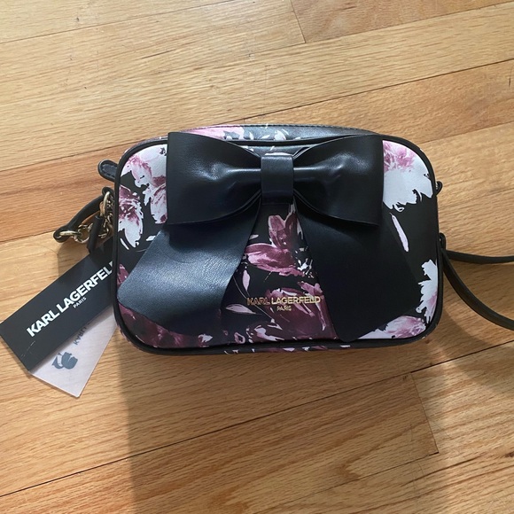 NWT Karl Lagerfeld floral crossbody camera bag - Picture 2 of 5